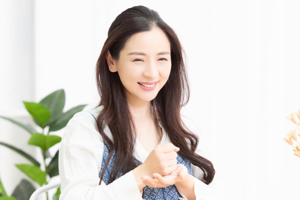 いい考えを思いついた女性